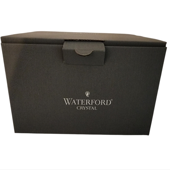 NWT! Waterford 5 Inch Footed Bowl. - Picture 2 of 4